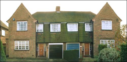 100-102 Brim Hill